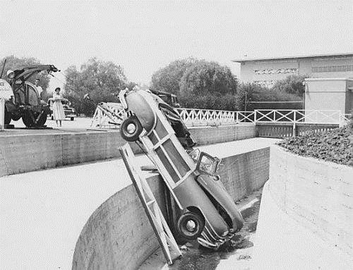 Nostaljik İlk Araba Kazaları galerisi resim 14