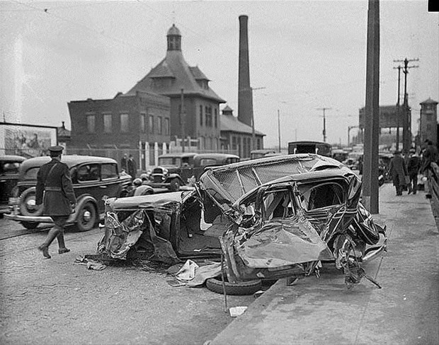 Nostaljik İlk Araba Kazaları galerisi resim 18