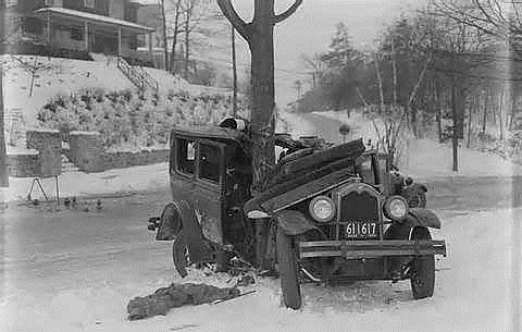 Nostaljik İlk Araba Kazaları galerisi resim 20