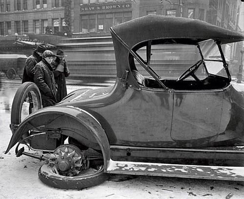 Nostaljik İlk Araba Kazaları galerisi resim 9